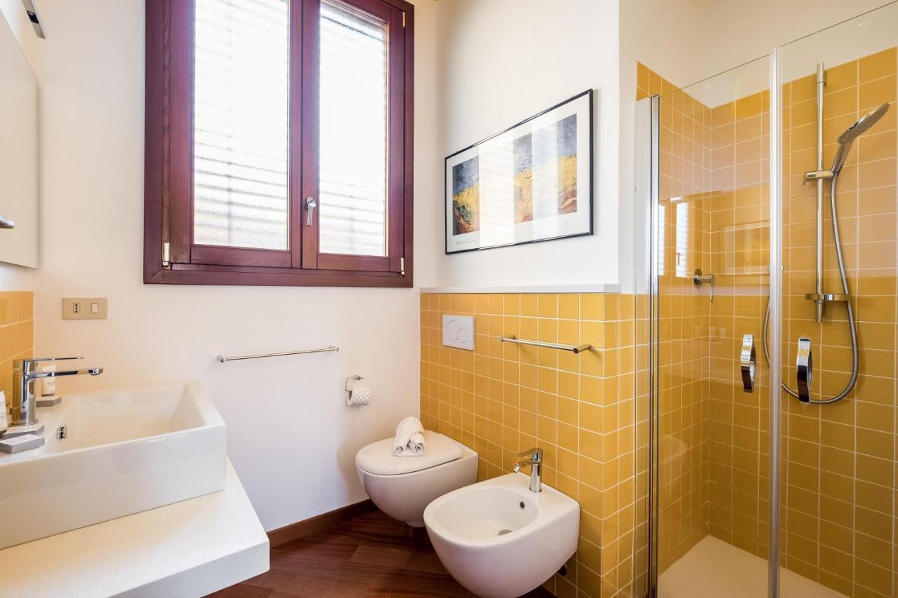 Ferienwohnung A Pochi Passi Dalla Finestrella Di Via Piella By Wonderful Italy Bologna Exterior foto